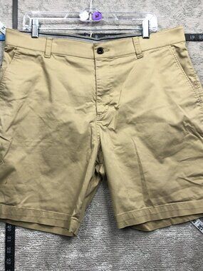 Nike Dri-FIT Khaki Shorts Size 36